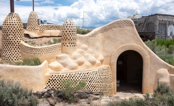 The Most Breathtaking Small Towns in North America to Visit in Your "Golden Era"