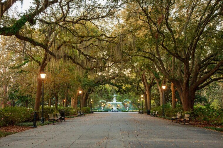 Savannah, Georgia: Moss-Draped Squares and Southern Hospitality