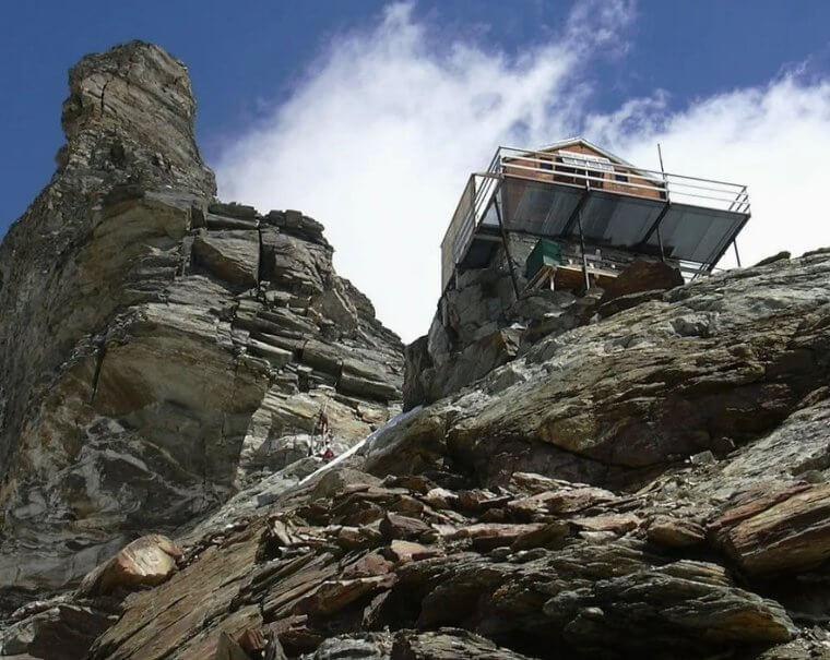 Refuge Jean-Antoine Carrel in Mount Matterhorn