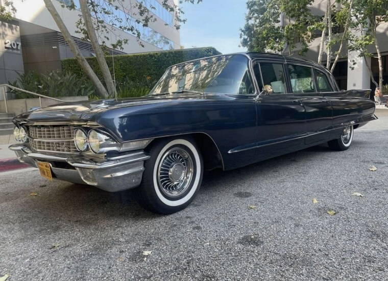1962 CADILLAC SERIES 75 - $19,000.00