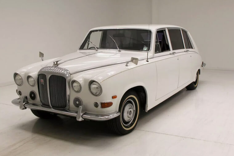 1971 Daimler Limousine - $25,900.00