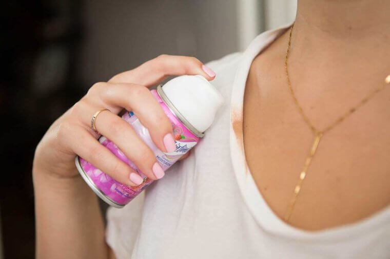 A Hair Dye Remover For Fabric