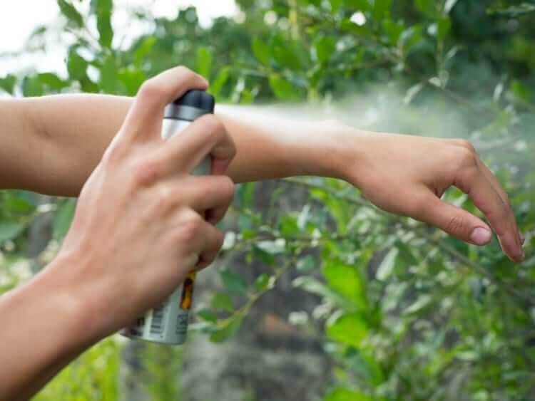 Try This Bug Repellent On The Go