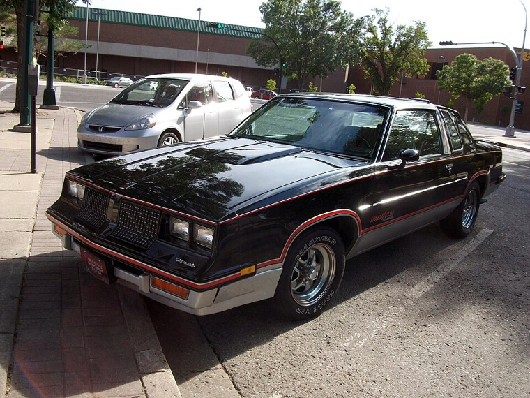 1983 Oldsmobile Hurst/Olds 15th Anniversary Edition