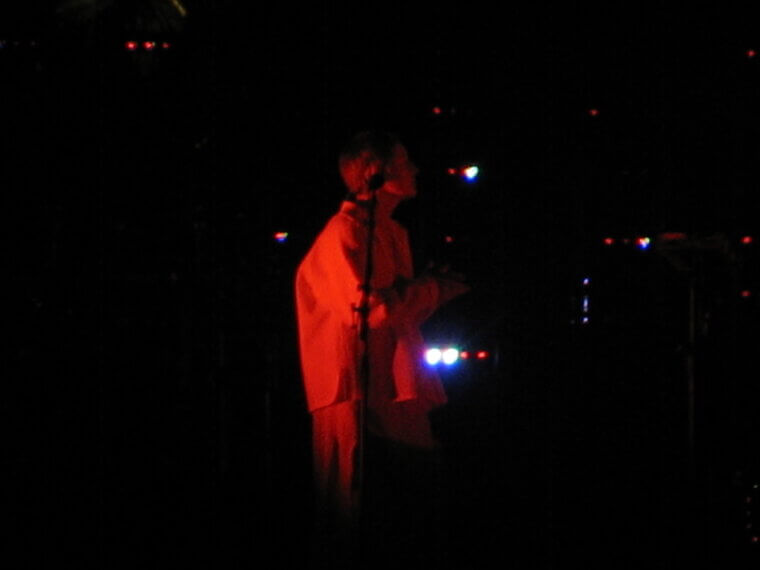 Elizabeth Fraser: Cocteau Twins Vocalist Who Chose a Quiet Existence Away From the Demands of the Industry