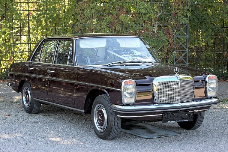 Mercedes Benz W114