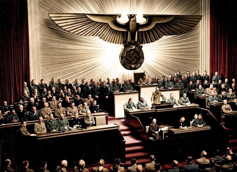 Adolf Hitler Declares War On The USA in This Very Photo