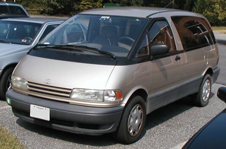 Toyota Previa (First Gen XR10) (1990–1999)