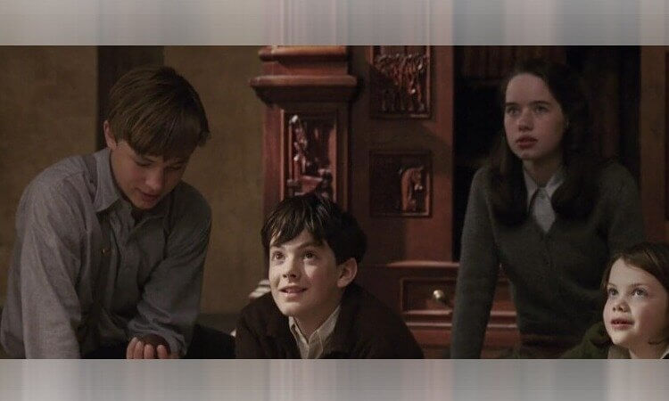 19. The Chronicles of Narnia: The Lion, the Witch and the Wardrobe (2005)