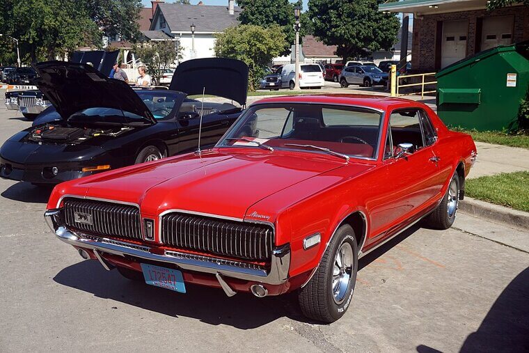 Mercury Cougar