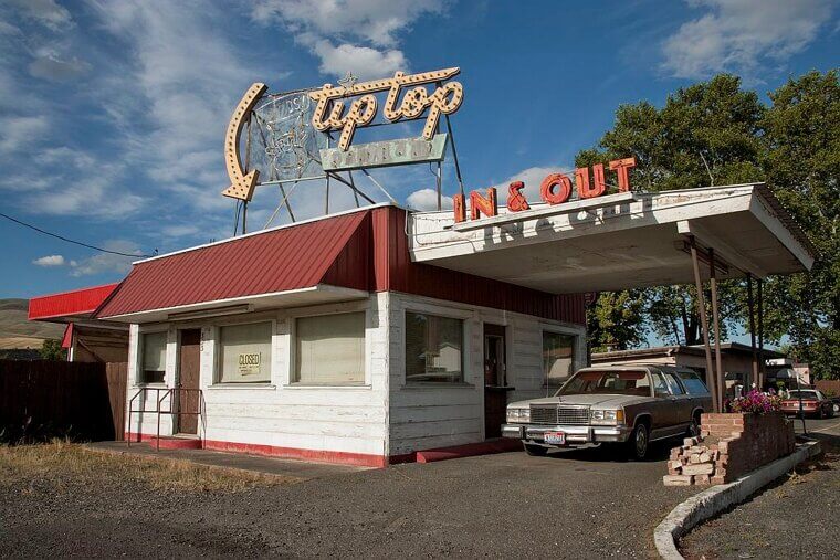 Drive-In Restaurant Carhop