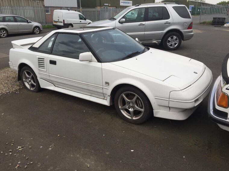 Toyota MR2