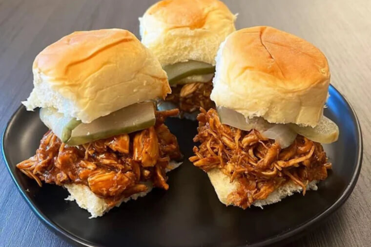 BBQ Pulled Chicken Sandwiches