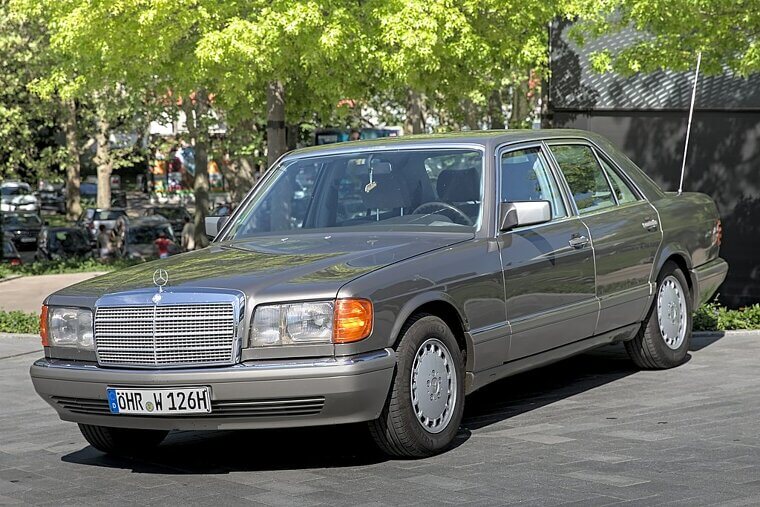 Mercedes-Benz W126 (1979–1992)