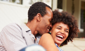 4 Wege, um deine Beziehung zu verbessern und spannend zu halten