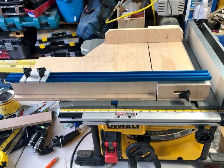 Freehand Cutting With a Table Saw