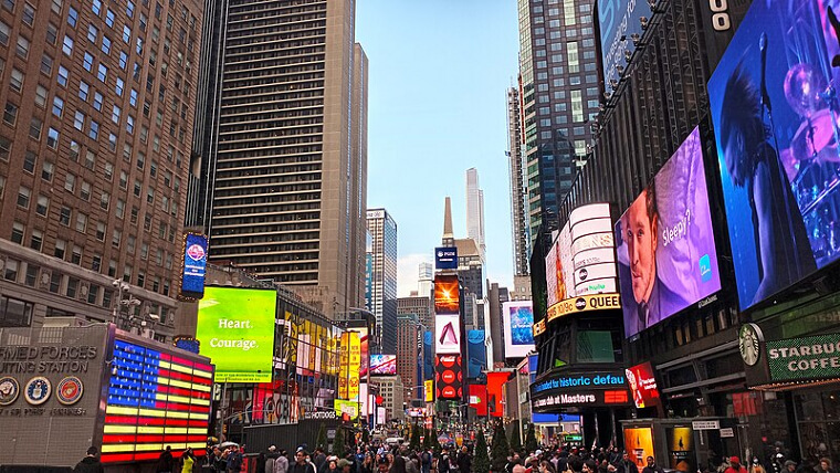 Wikimedia Commons/Times Square April 2022 by Don Ramey Logan