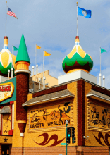 사람들이 멀리할 것을 권장하는 관광 명소