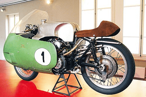 1957 Moto Guzzi V8 (Otto Cilindri)