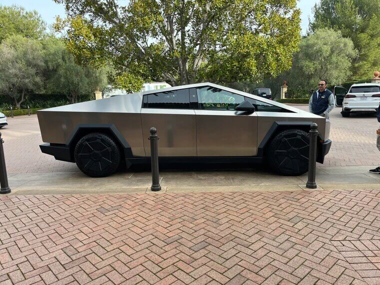 Tesla Cybertruck