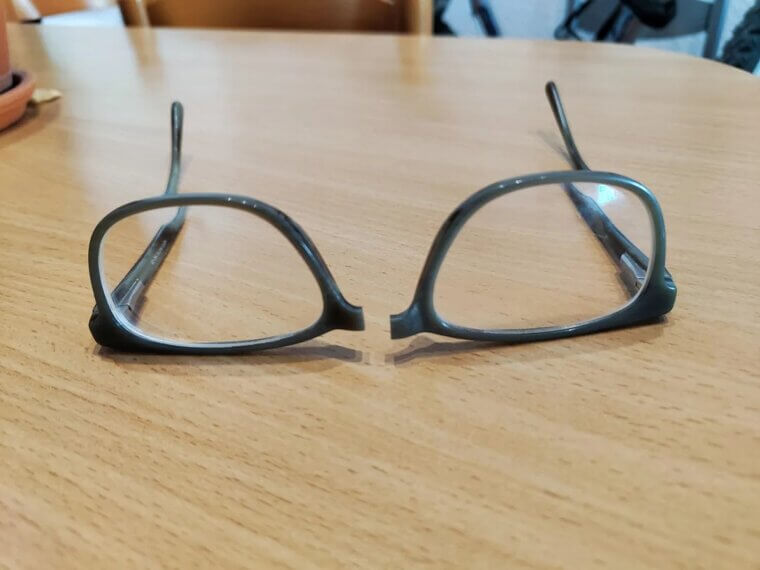 Superglue Fixes Broken Eyeglasses