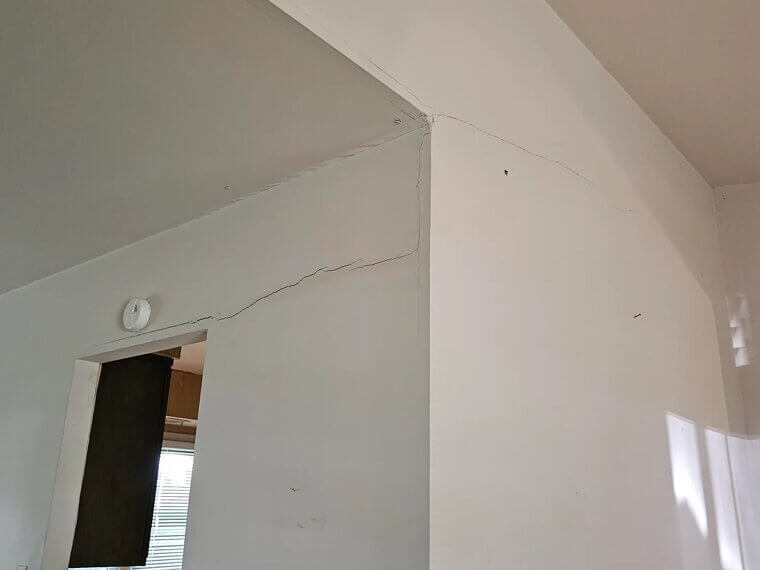 You Can Fix a Wall Crack With Just Paint
