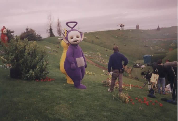 Los Teletubbies Son Gigantescos