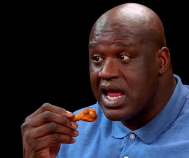 Shaquille O’Neal Vs. Una Alita De Pollo