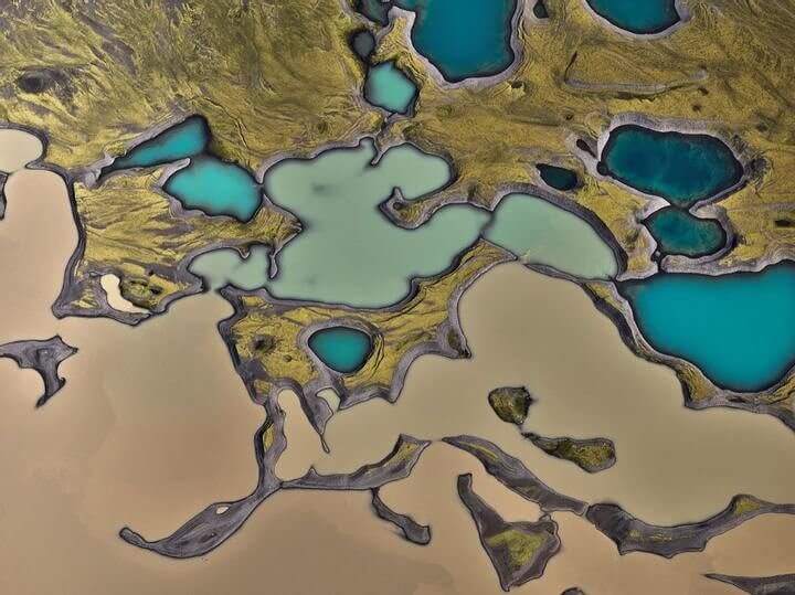 Os lagos escondidos da Islândia