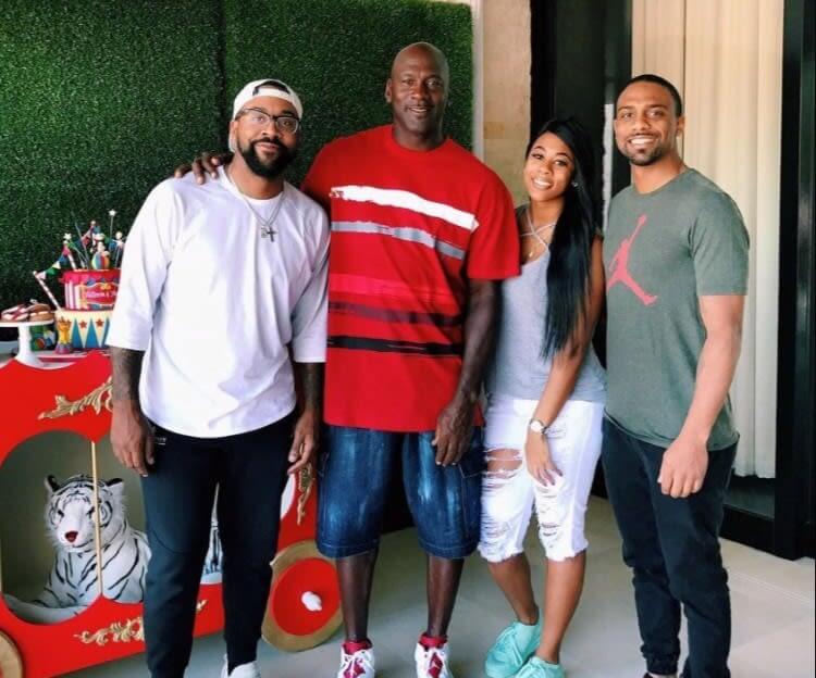 O filho de Michael Jordan está seguindo os passos de seu pai dentro e fora das quadras