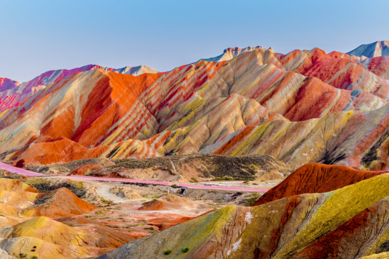 Os Acidentes Geográficos De Danxia Na China