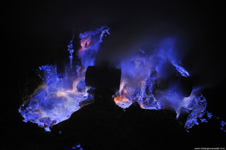 O Vulcão Azul Encontrado Na Etiópia