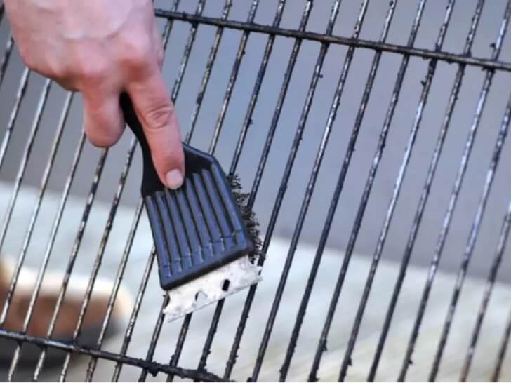 Scrubbing Your Grill