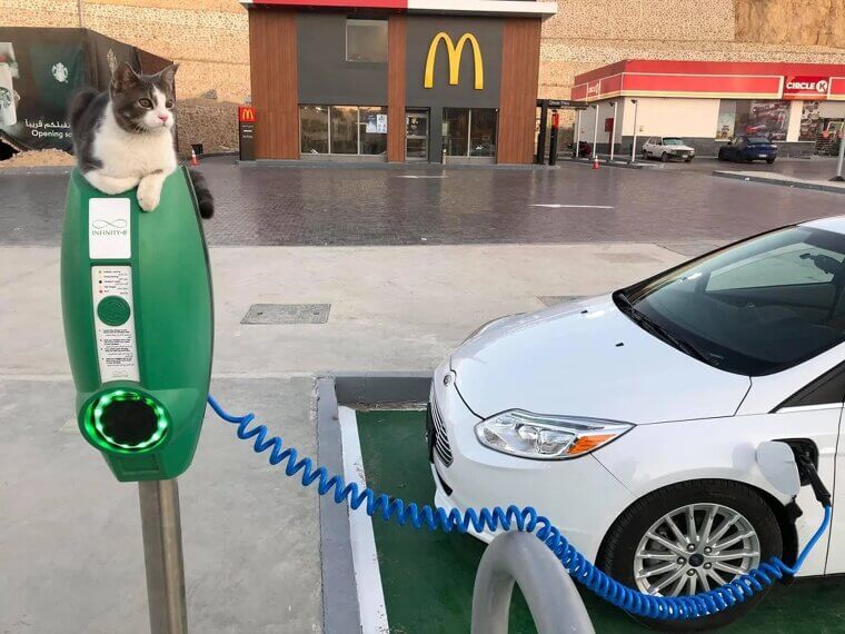 Slow Roll Out of Supercharging Stations