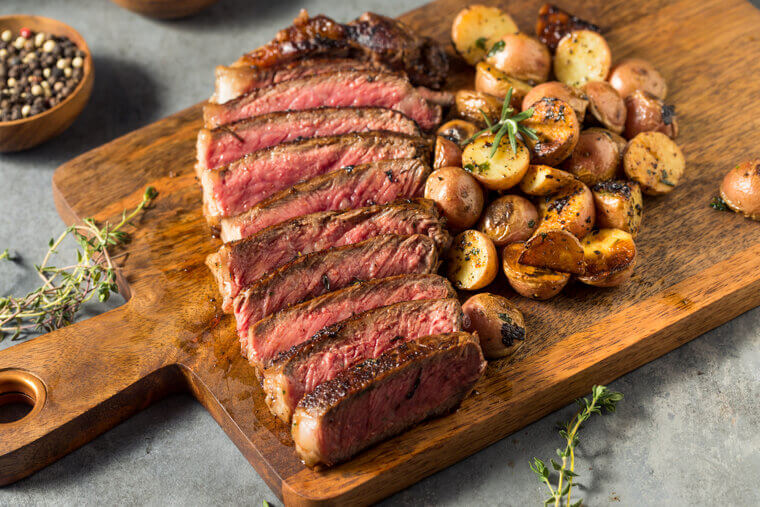 Ernest Hemingway - Steak and a Baked Potato