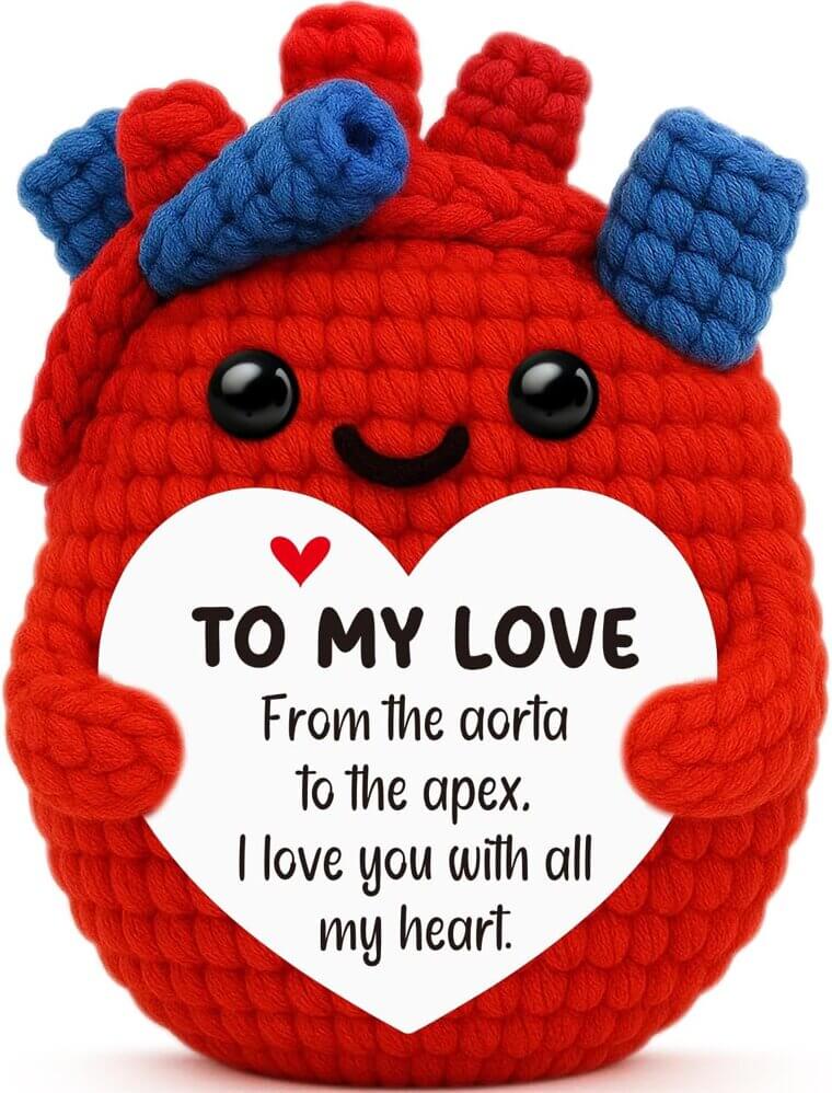 Crochet Heart Gift - Perfect for Couples & Loved Ones! 