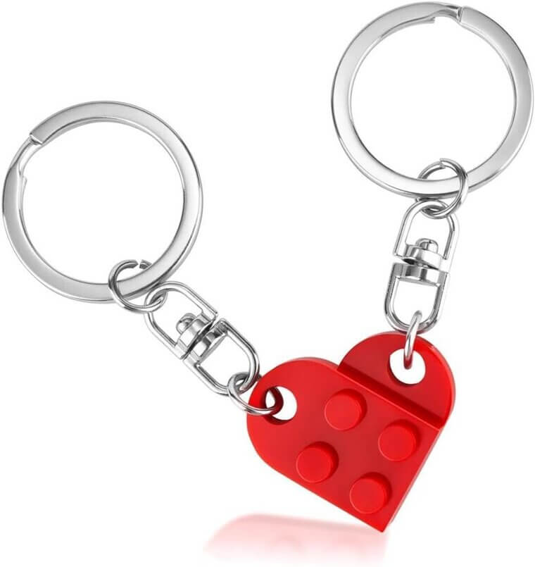 Couples Heart Keychains - Perfect Gift for Lovebirds 