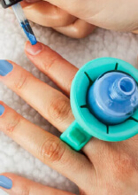 Günstige Haar- und Make-up-Tricks, die jedes Glamour-Girl kennen sollte