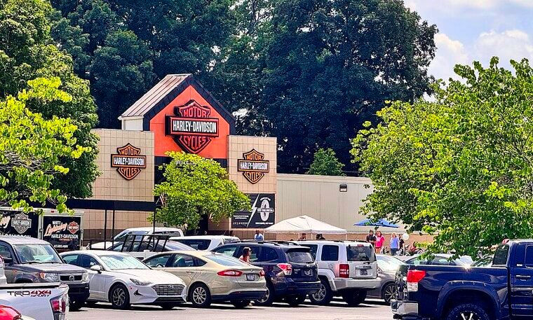 Dealers Are Few and Far Between