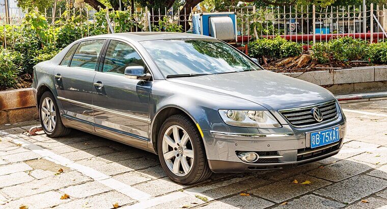 Volkswagen Phaeton (2002–2016)