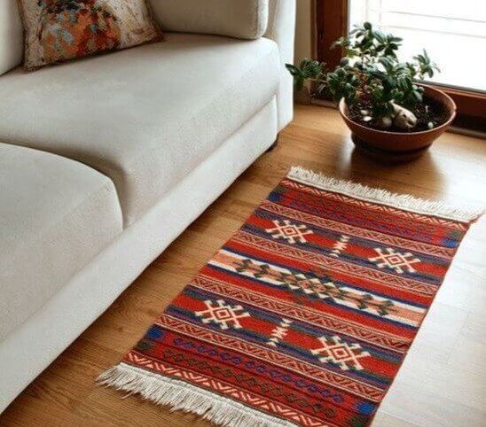 Small Rugs Can Make Your Space Look Awkward