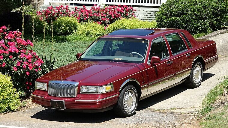 Lincoln Town Car