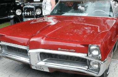 25 Classic American Cars That Didn’t Rely on Overseas Parts