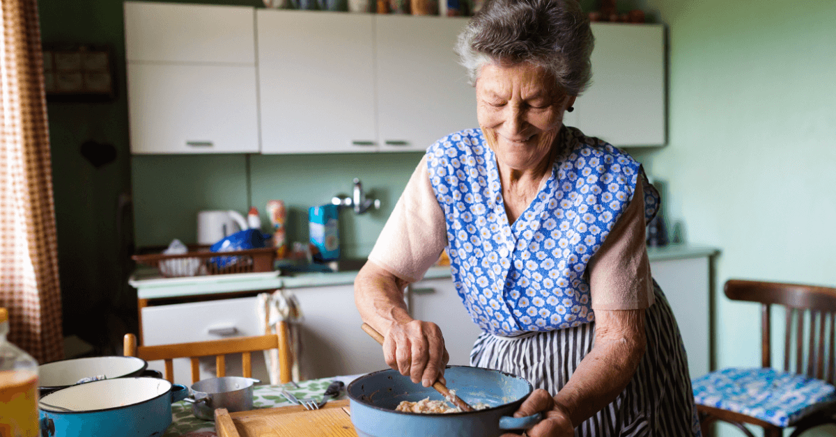Vintage Kitchen Gadgets Our Grandmas Swore by Back in the Day