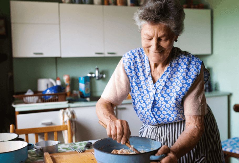 Vintage Kitchen Gadgets Our Grandmas Swore by Back in the Day