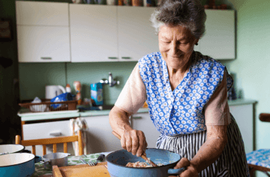 Vintage Kitchen Gadgets Our Grandmas Swore by Back in the Day