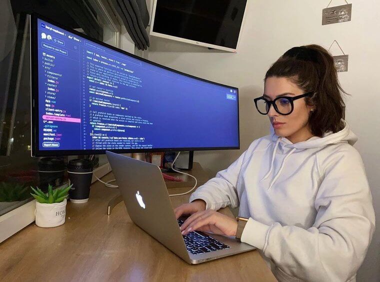 Surprise, Surprise: Nobody Reads Academic Papers