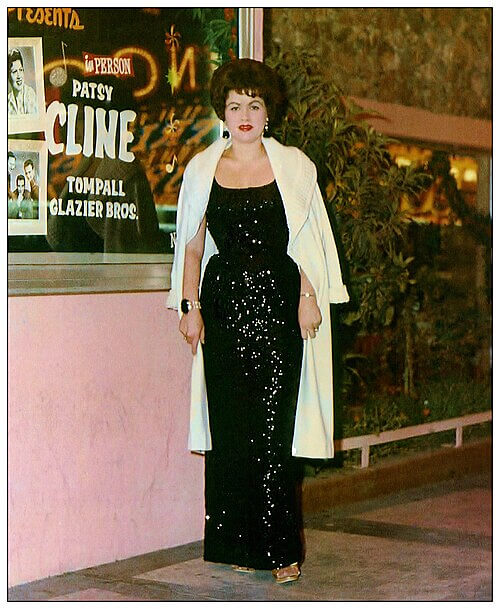 Patsy Cline Evolved From Fringed Cowgirl Attire to Retro Glamour