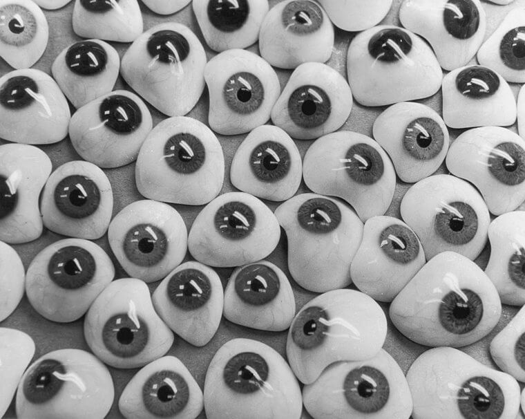 Don't Ever Get Bugs in Your Eyes