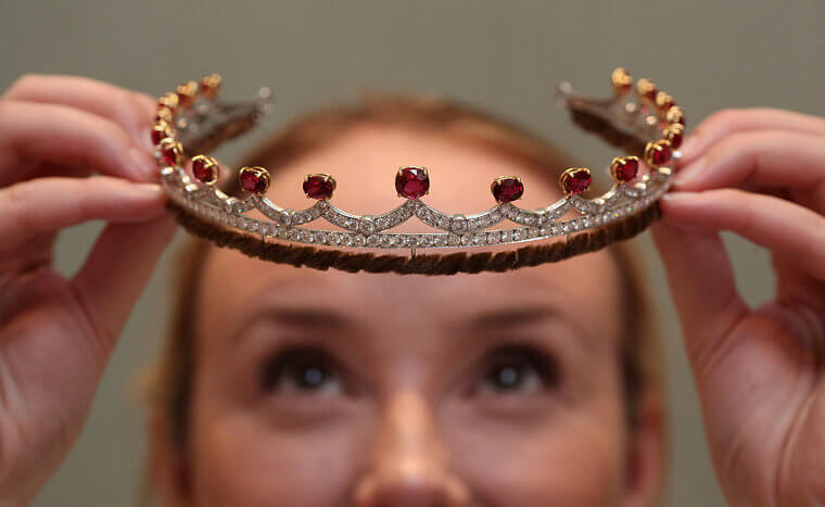 Ninguém pode pegar emprestada a tiara da Duquesa